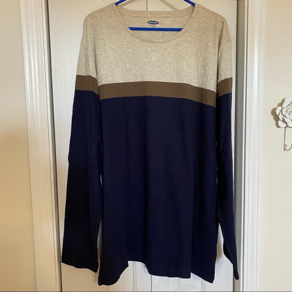 Navy and Brown Long-Sleeve